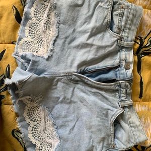 American Eagle high waisted mom shorts